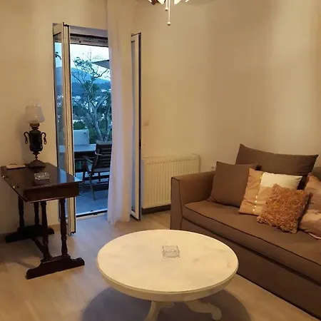 Kır Evi Jerry Afro Kanálion